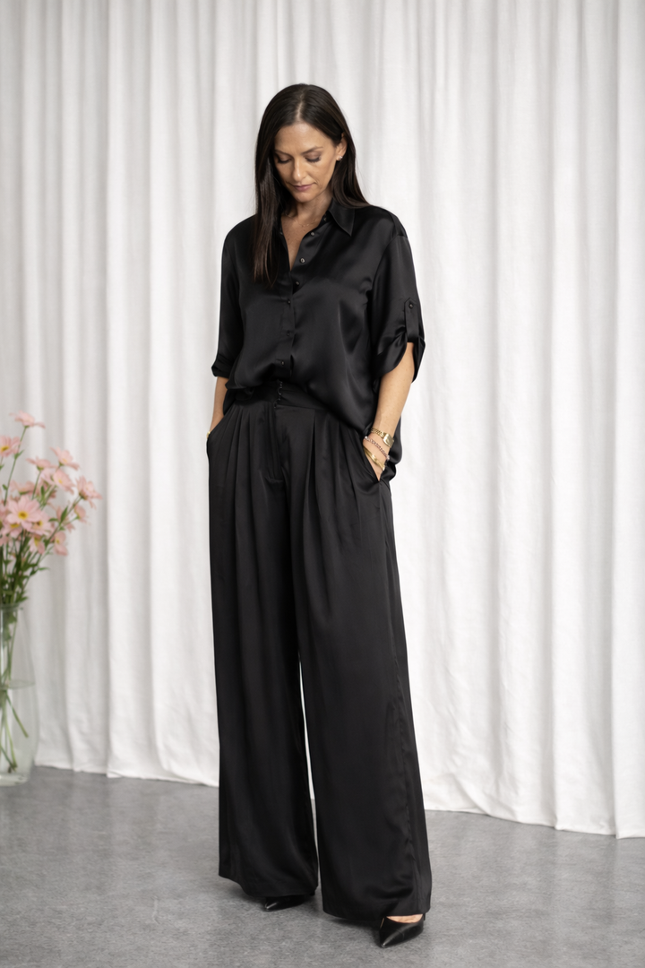 Amour Silk Shirt - Black