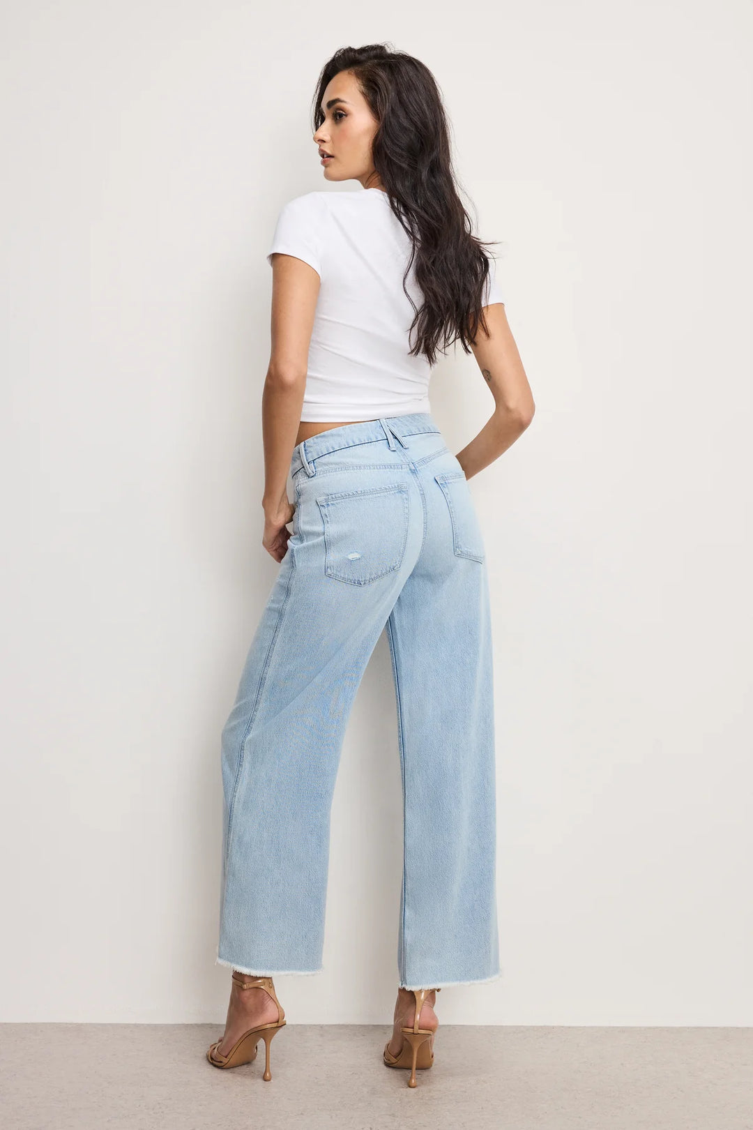 Weightless Good Skate Wide Cropped Jeans - Indigo 959