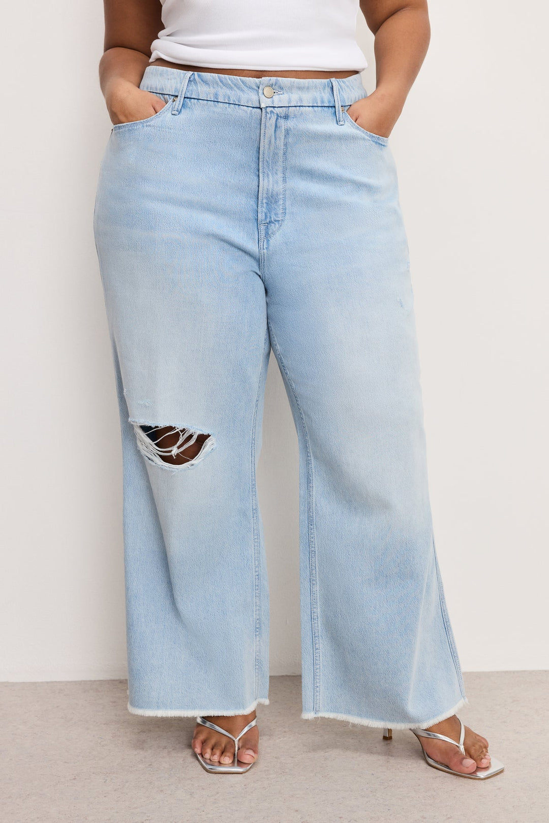 Weightless Good Skate Wide Cropped Jeans - Indigo 959