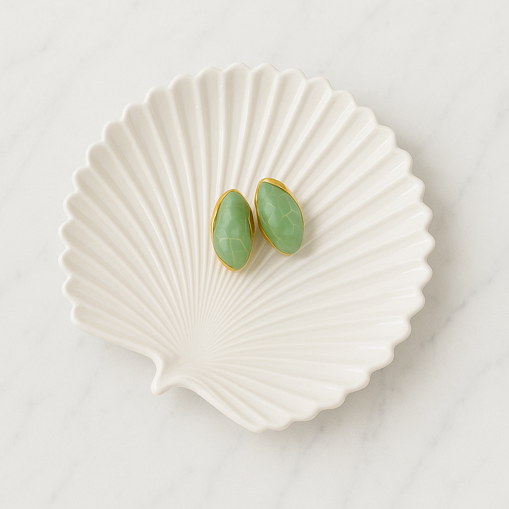 White Palm Leaf Trinket/Soap Tray