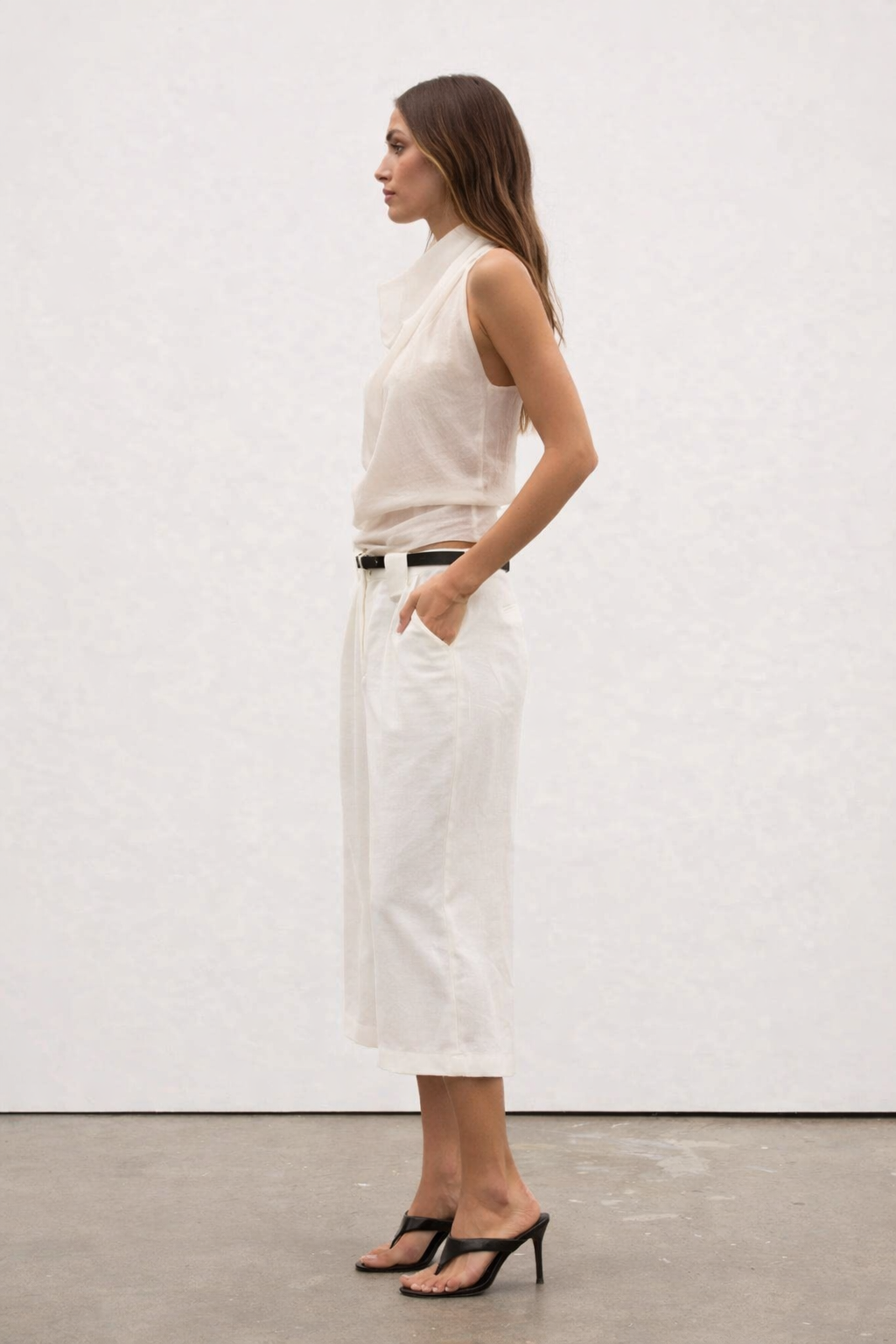 Savannah Short - White