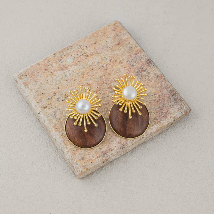 Isla Earrings. Pearl & Wood Rays