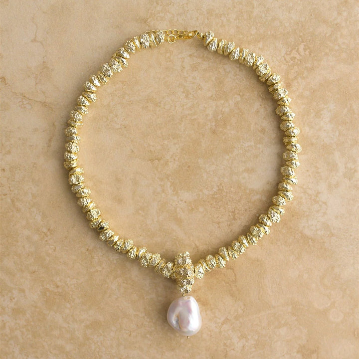 Jewel Pearl Necklace - Gold