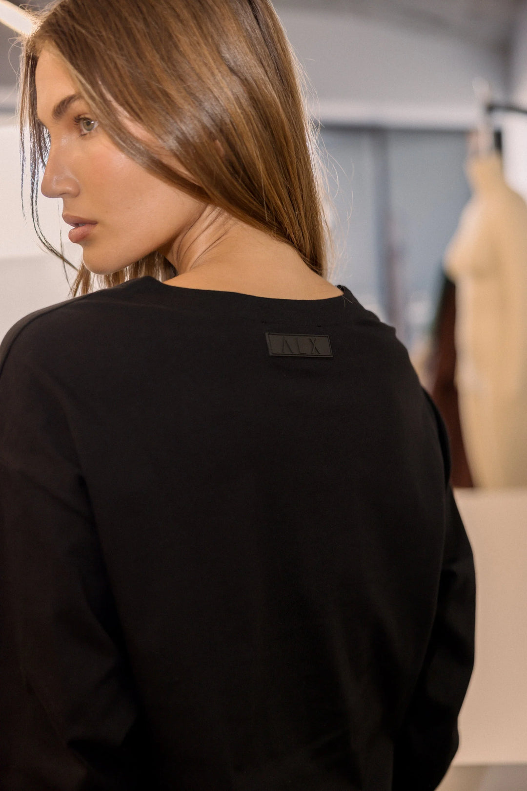 NIX V Long Sleeve Top Black